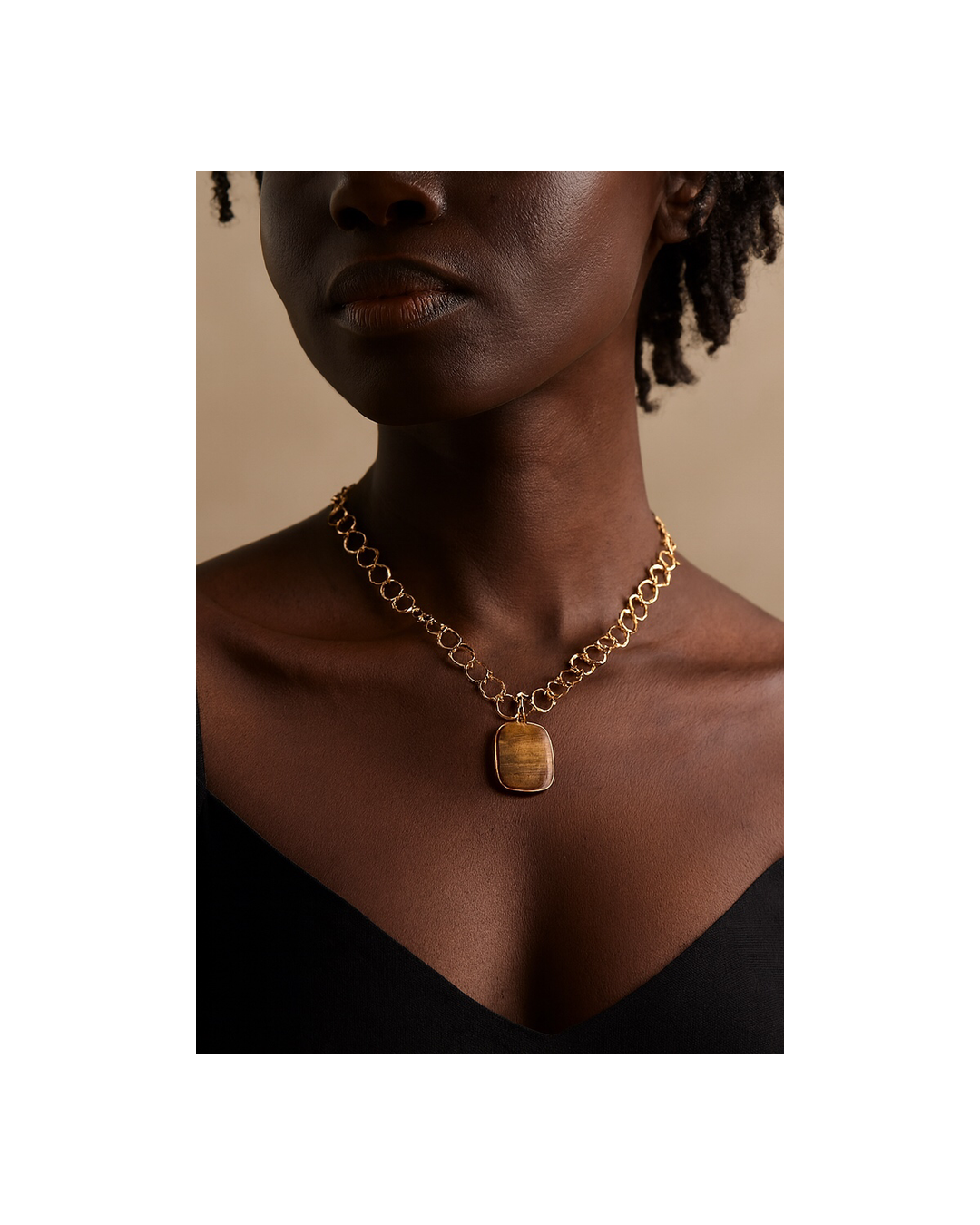 COLLANA CON PIETRA MARRONE