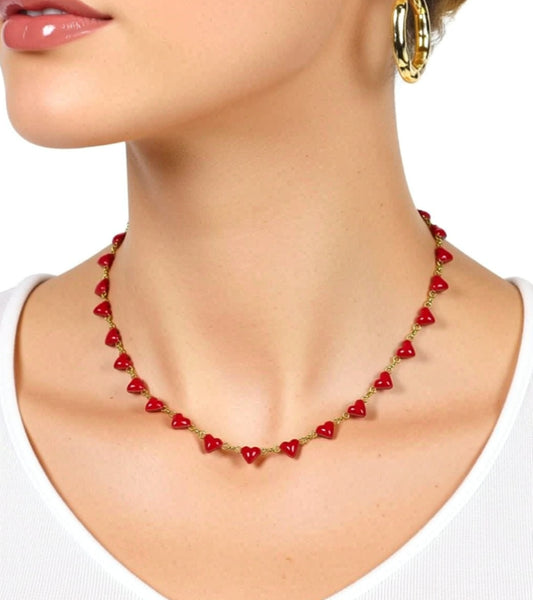 COLLANA CON CUORI ROSSI