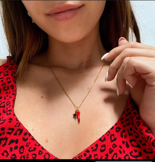 Collana con stellina e cornetto