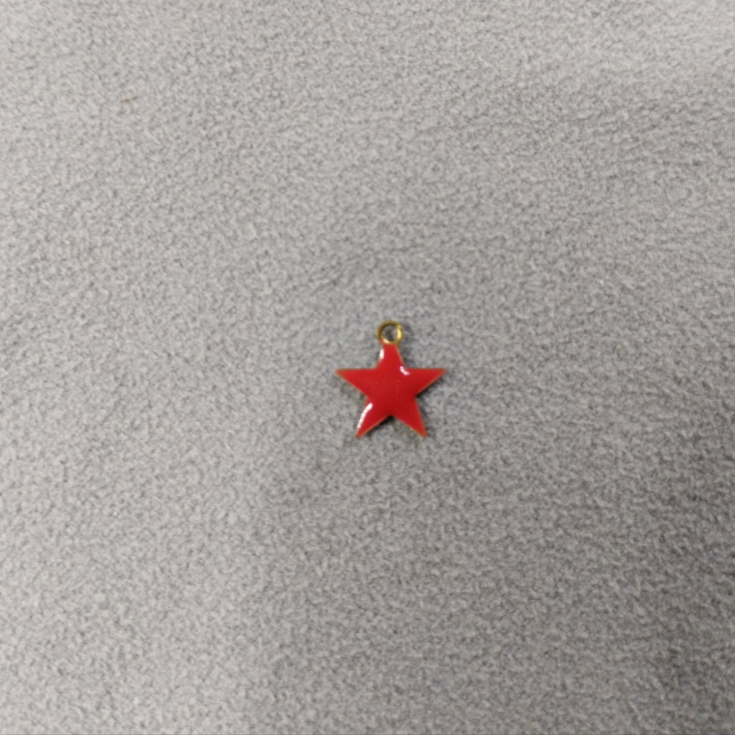 Collana con doppia stella.