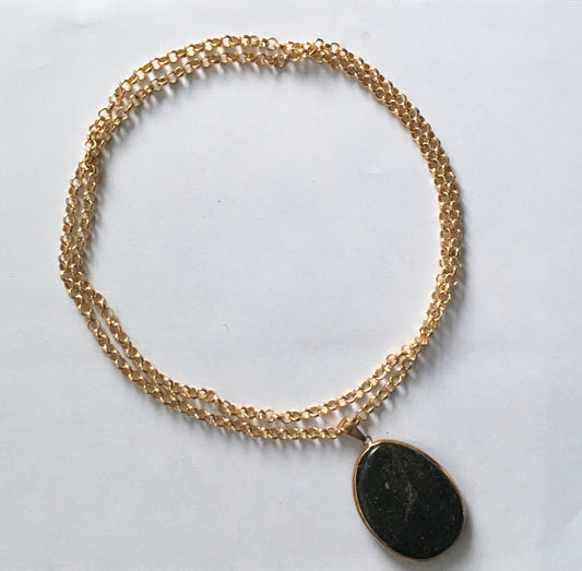 COLLANA CON PIETRA NATURALE